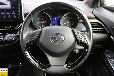 2018 Toyota C-HR - Thumbnail