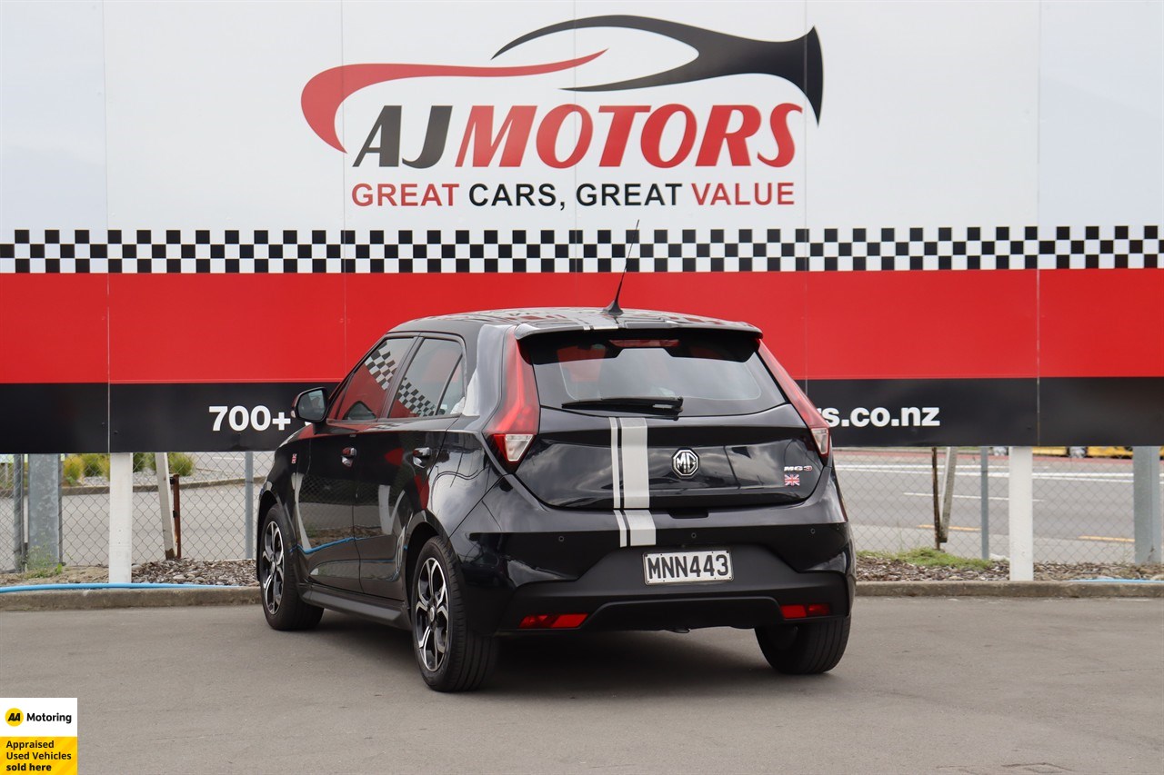 2019 MG MG3