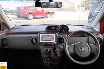 2013 Toyota Porte - Thumbnail