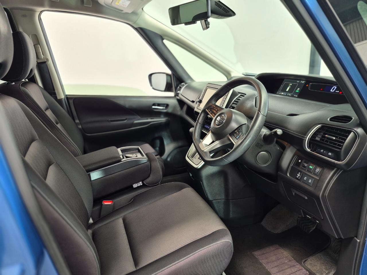 2016 Nissan Serena