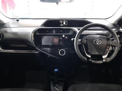 2020 Toyota Aqua - Thumbnail