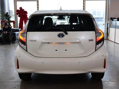 2020 Toyota Aqua - Thumbnail