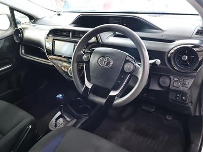 2020 Toyota Aqua - Thumbnail