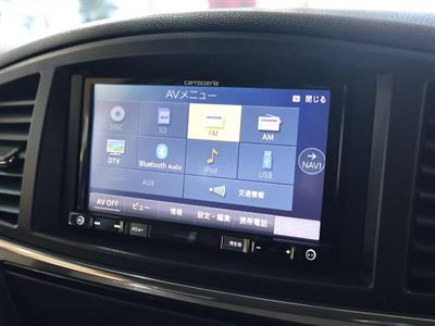 2018 Nissan Elgrand - Thumbnail