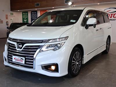 2018 Nissan Elgrand - Thumbnail