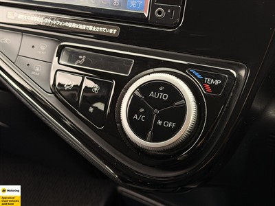 2018 Toyota Aqua - Thumbnail