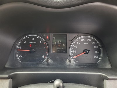 2016 Nissan NV350 - Thumbnail