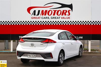2022 Hyundai IONIQ - Thumbnail