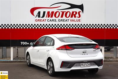 2022 Hyundai IONIQ - Thumbnail
