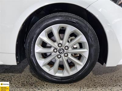 2020 Toyota Corolla - Thumbnail