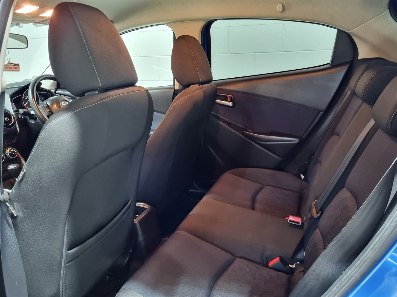2015 Mazda Demio
