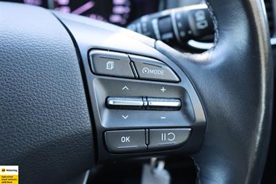 2022 Hyundai i30 - Thumbnail