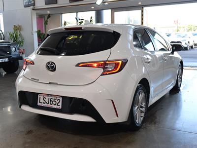 2018 Toyota Corolla - Thumbnail