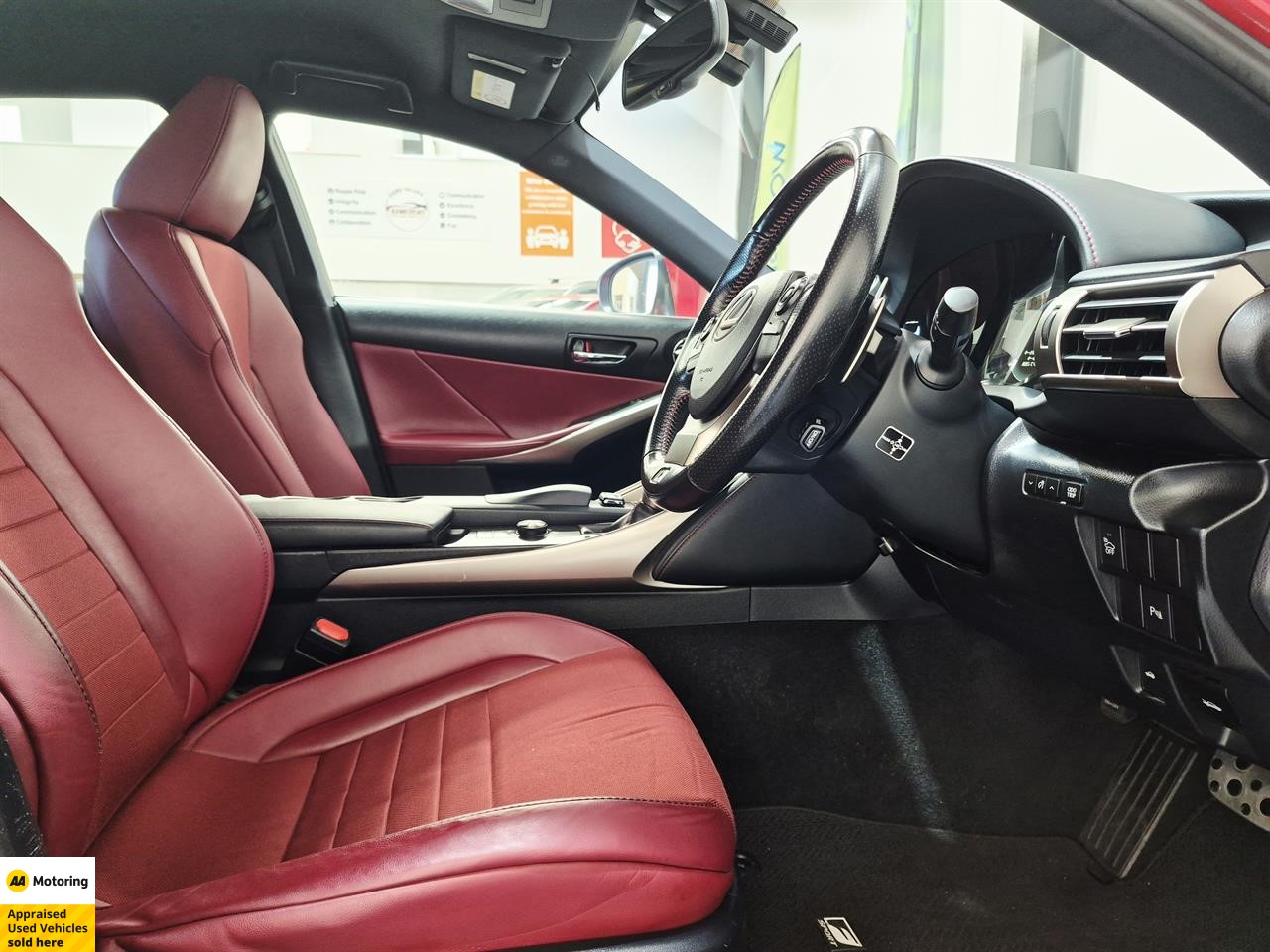 2015 Lexus IS