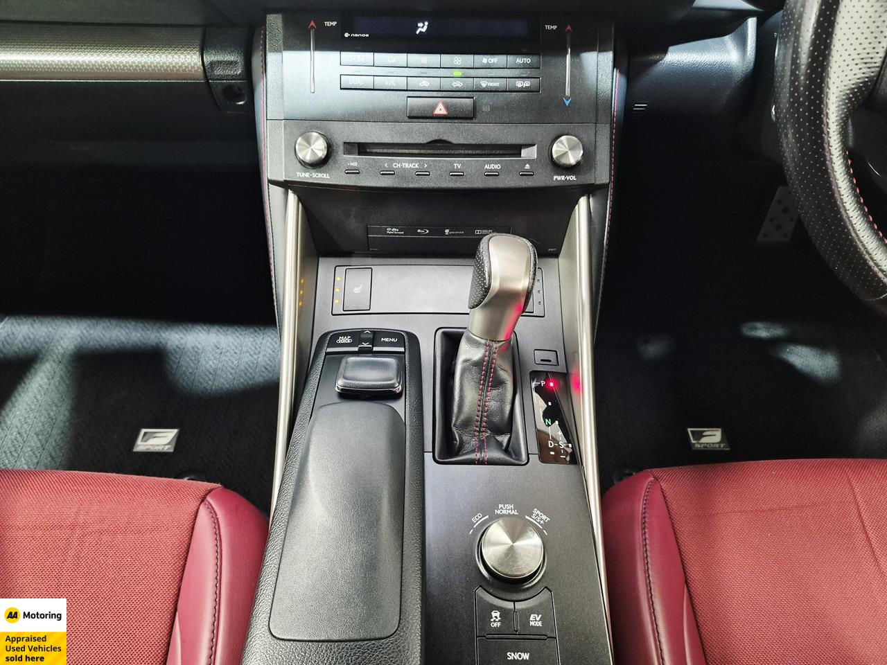 2015 Lexus IS
