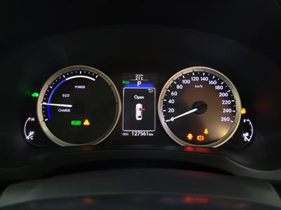 2013 Lexus IS 300h - Thumbnail