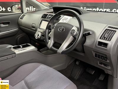 2012 Toyota Prius - Thumbnail