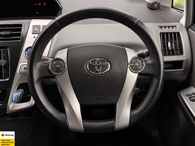 2012 Toyota Prius - Thumbnail