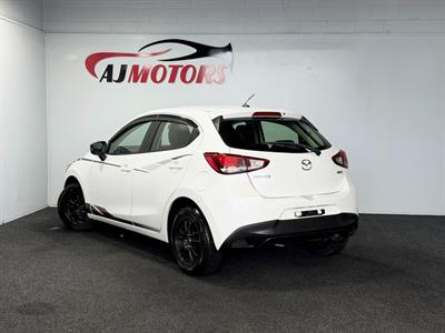 2015 Mazda Demio - Thumbnail