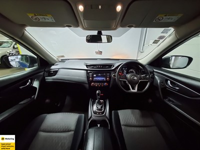 2021 Nissan X-Trail - Thumbnail