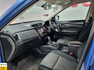 2021 Nissan X-Trail - Thumbnail