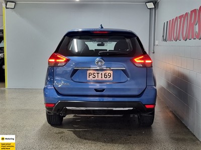 2021 Nissan X-Trail - Thumbnail