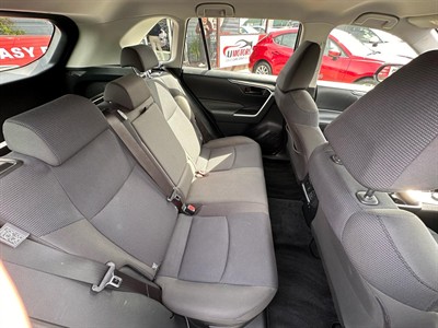 2021 Toyota RAV4 - Thumbnail