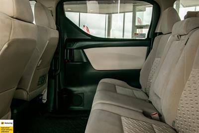 2018 Toyota Alphard - Thumbnail