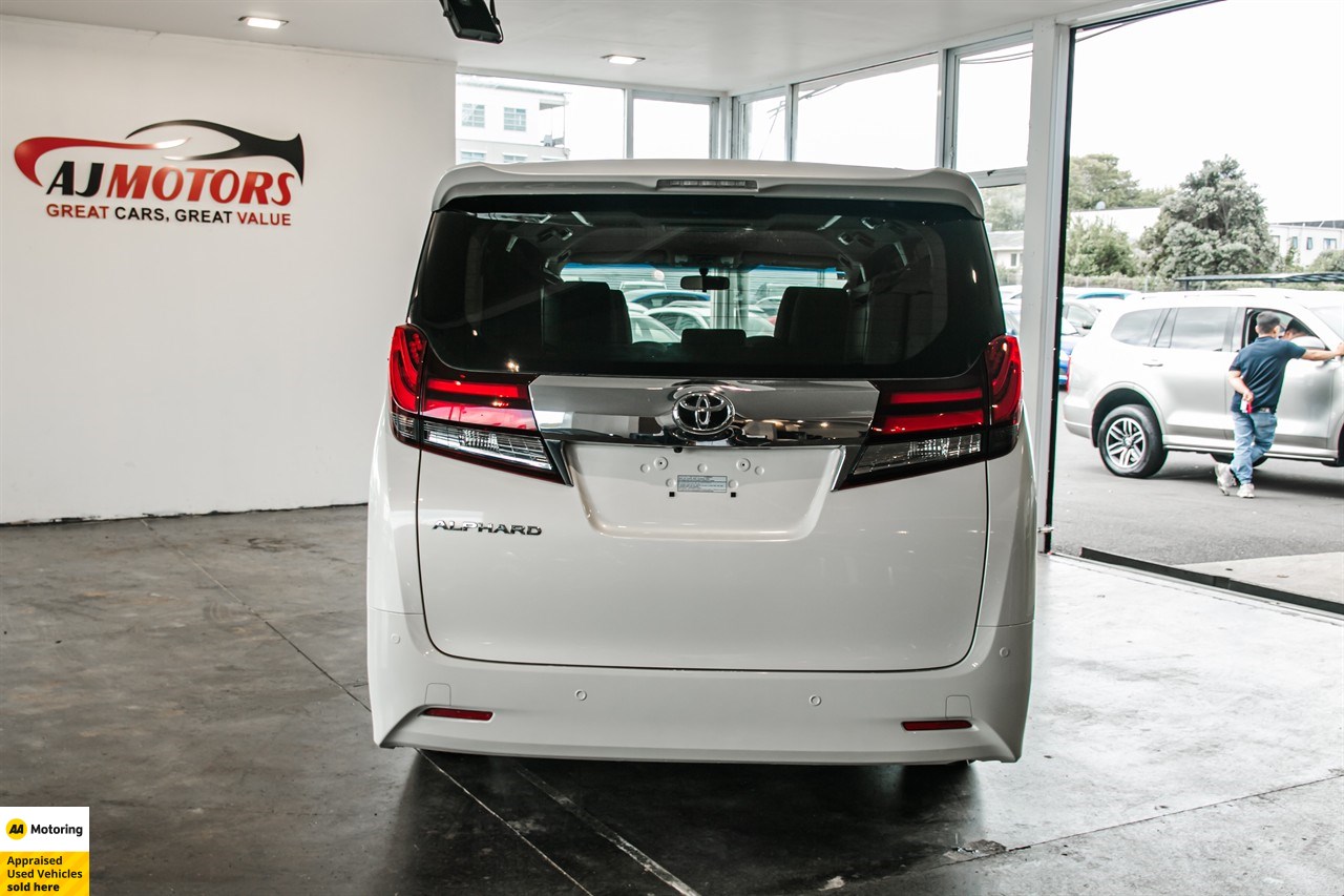 2018 Toyota Alphard