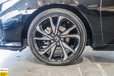 2018 Honda Civic - Thumbnail
