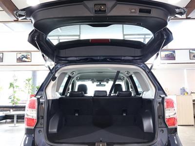2015 Subaru Forester - Thumbnail