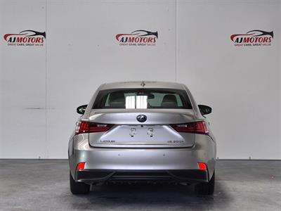 2014 Lexus IS - Thumbnail