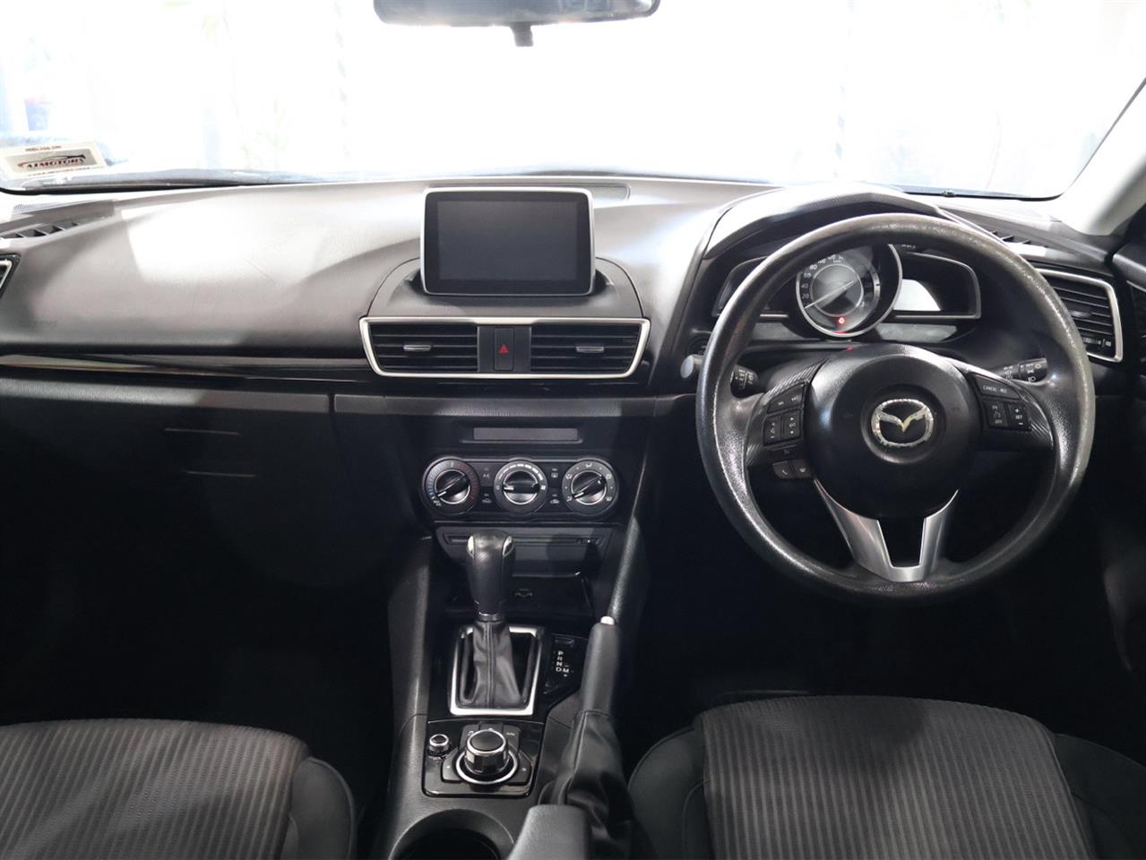 2015 Mazda MAZDA3
