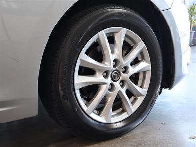 2015 Mazda MAZDA3 - Thumbnail