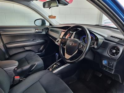 2017 Toyota Corolla - Thumbnail