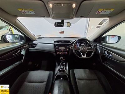 2021 Nissan X-Trail - Thumbnail