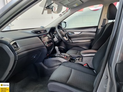 2021 Nissan X-Trail - Thumbnail