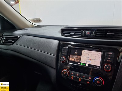 2021 Nissan X-Trail - Thumbnail