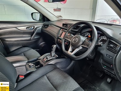 2021 Nissan X-Trail - Thumbnail