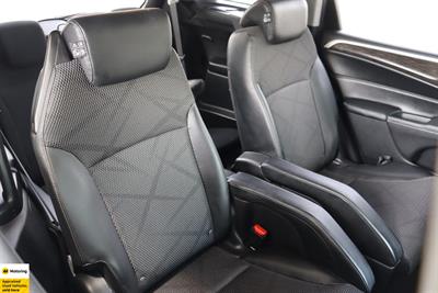 2015 Honda Jade - Thumbnail