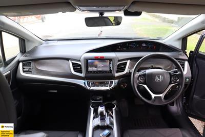 2015 Honda Jade - Thumbnail