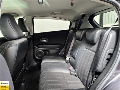 2015 Honda Vezel - Thumbnail