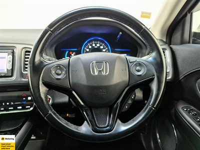 2015 Honda Vezel - Thumbnail