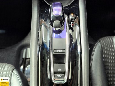 2015 Honda Vezel - Thumbnail