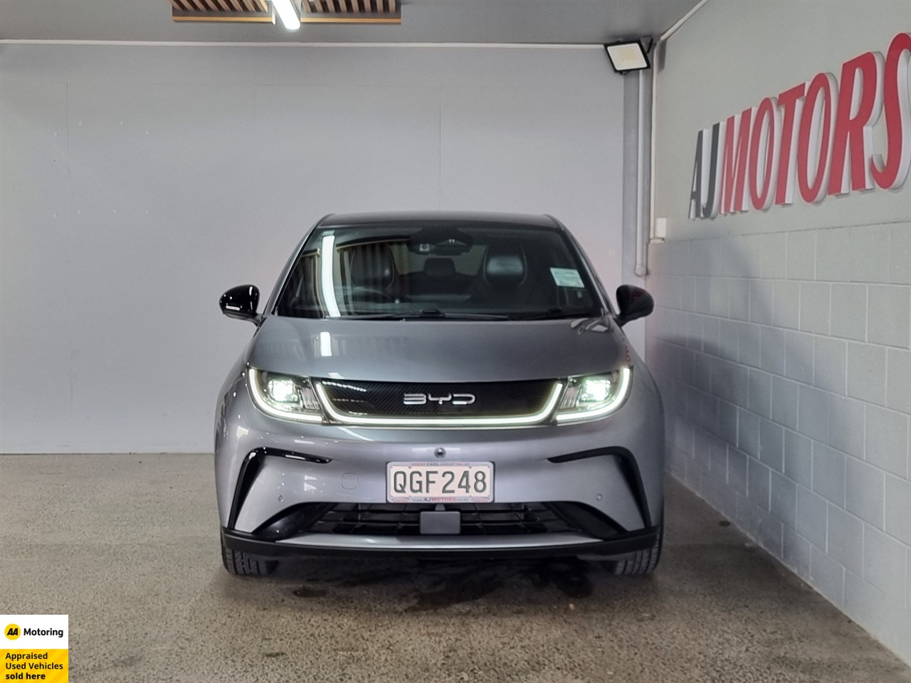 2023 BYD Dolphin
