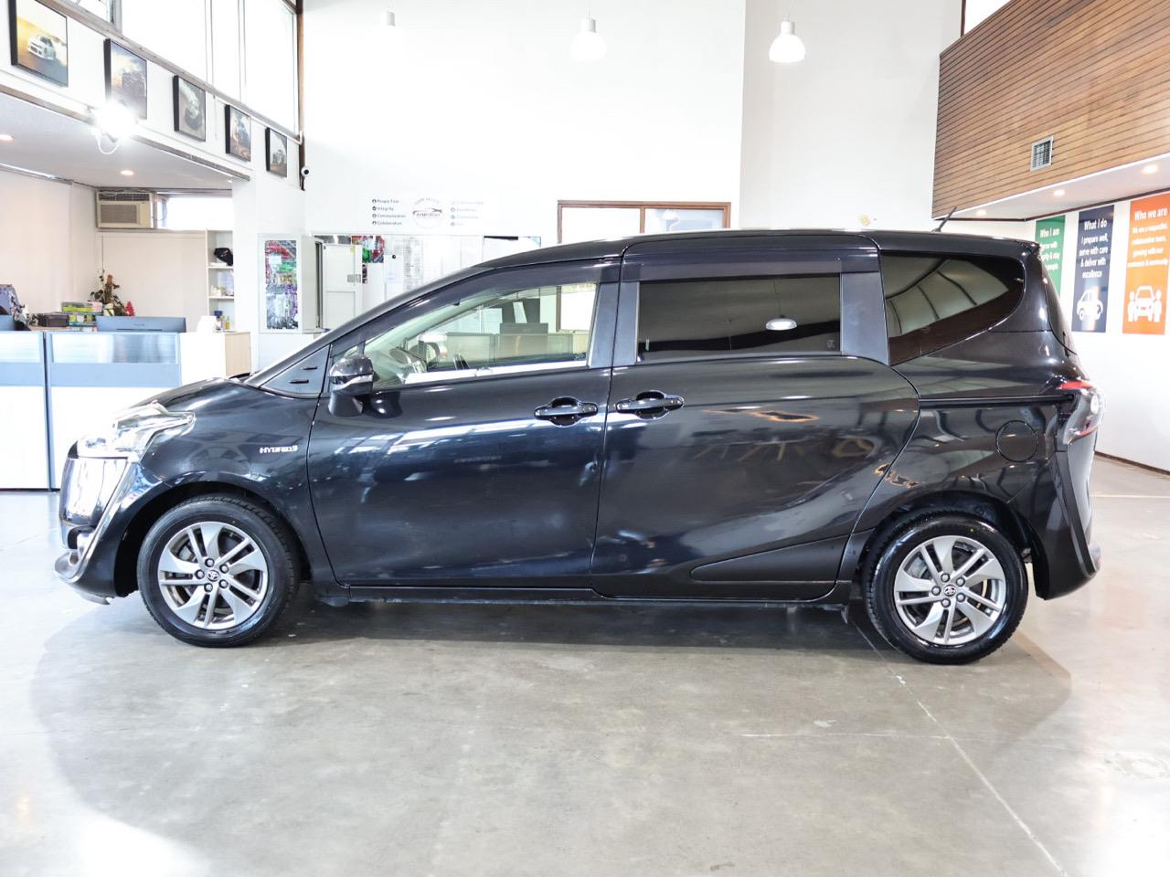 2016 Toyota Sienta