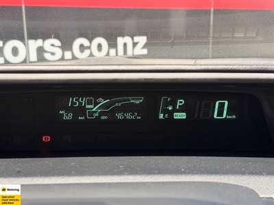 2013 Toyota Aqua - Thumbnail