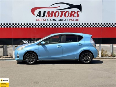 2013 Toyota Aqua - Thumbnail