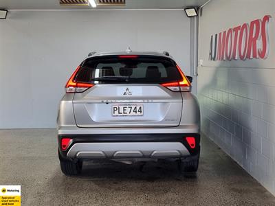 2022 Mitsubishi Eclipse Cross - Thumbnail