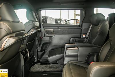 2024 Toyota Alphard - Thumbnail